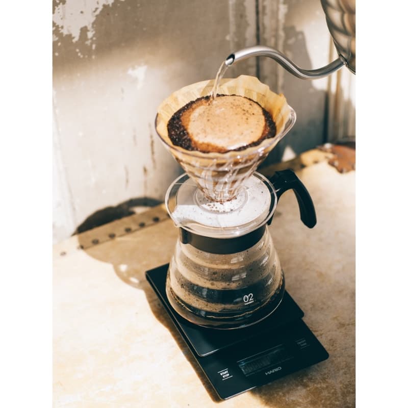 https://www.specialtycafetiere.com/wp-content/uploads/2020/04/hario-v60-drip-scale-2.jpg